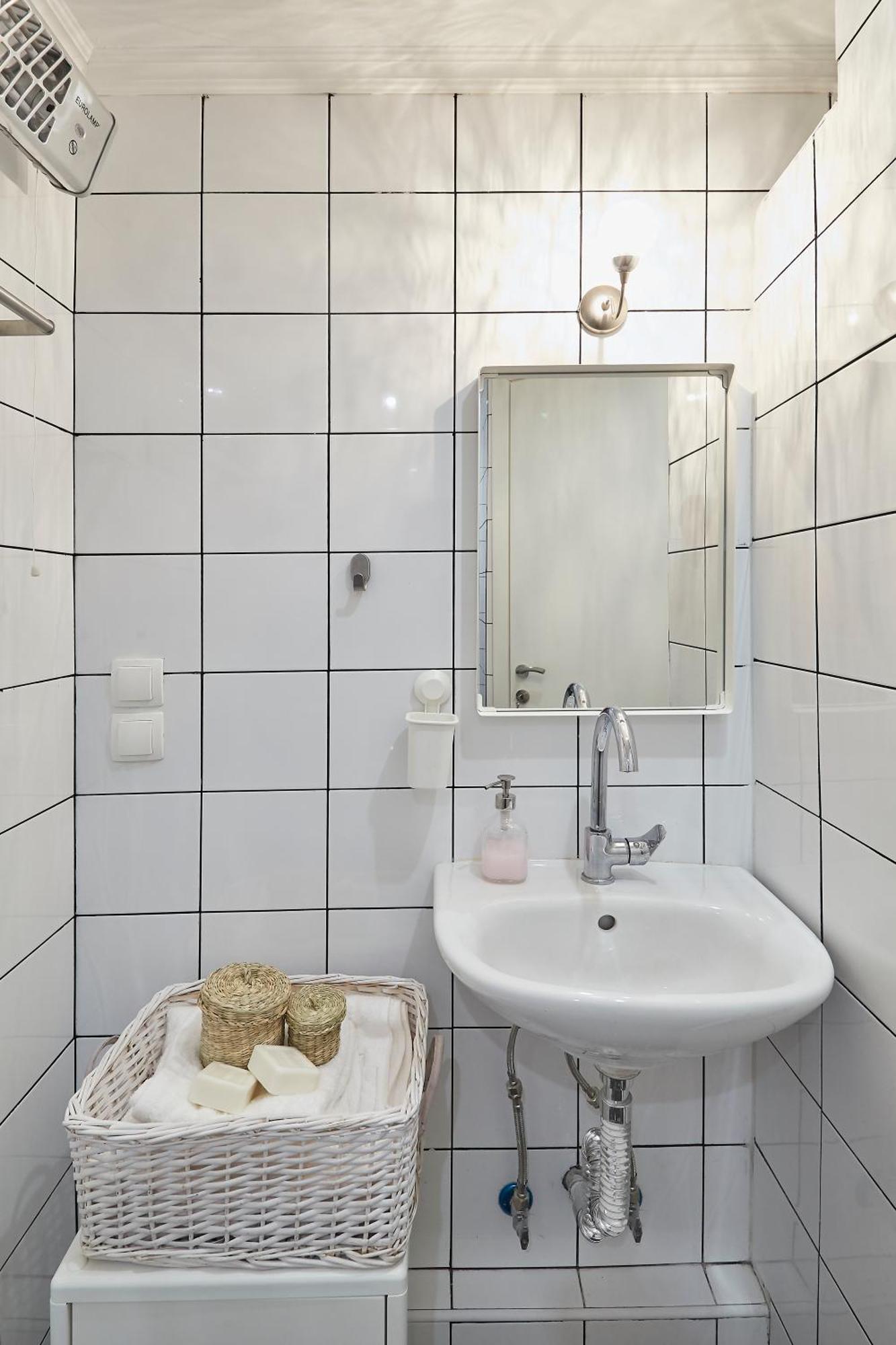Bright Bright A Central Apartment With Balcony سالونيك المظهر الخارجي الصورة