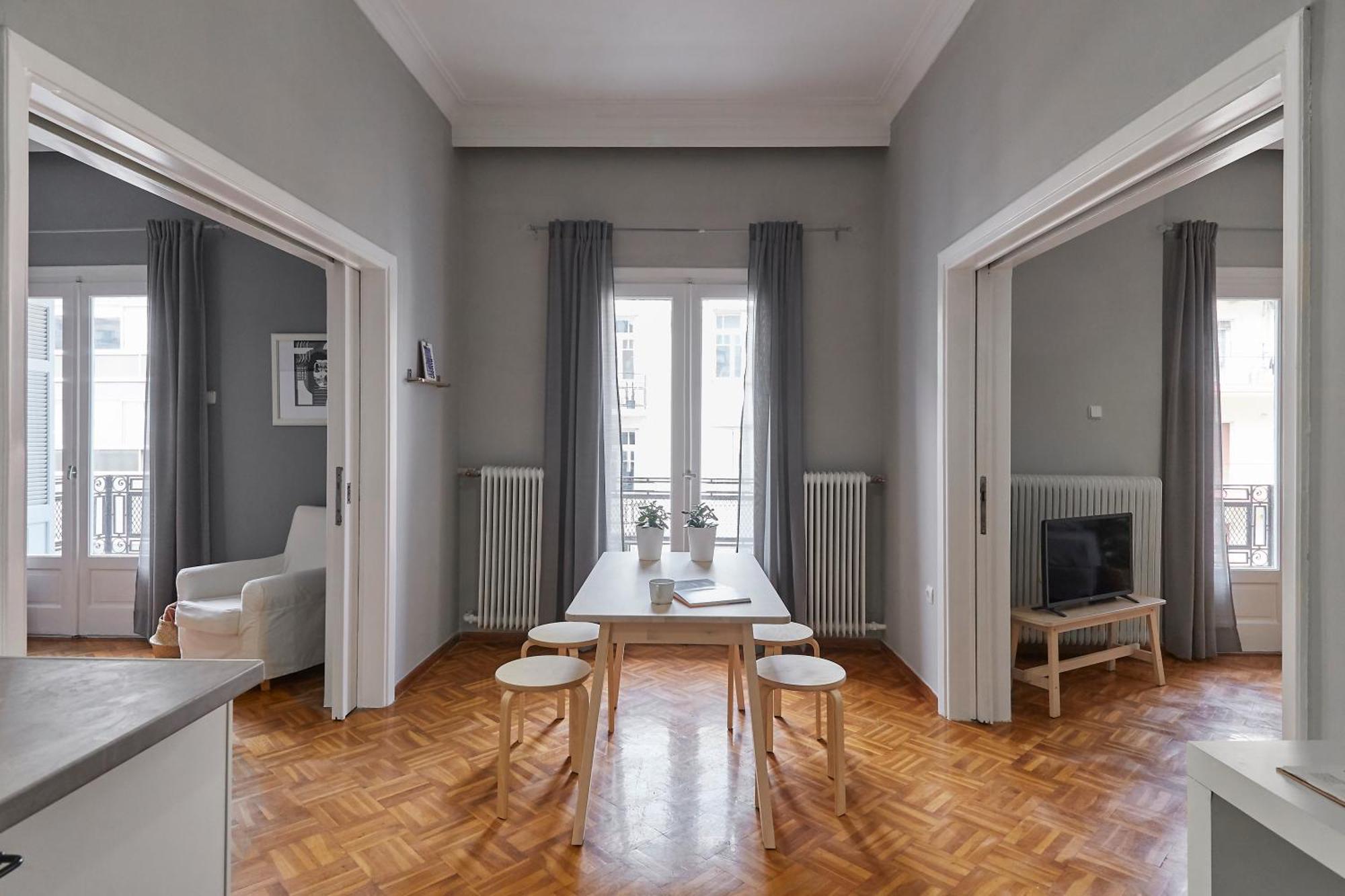 Bright Bright A Central Apartment With Balcony سالونيك المظهر الخارجي الصورة